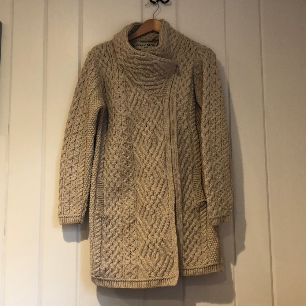 Women's Cream Cable Knit Sweater